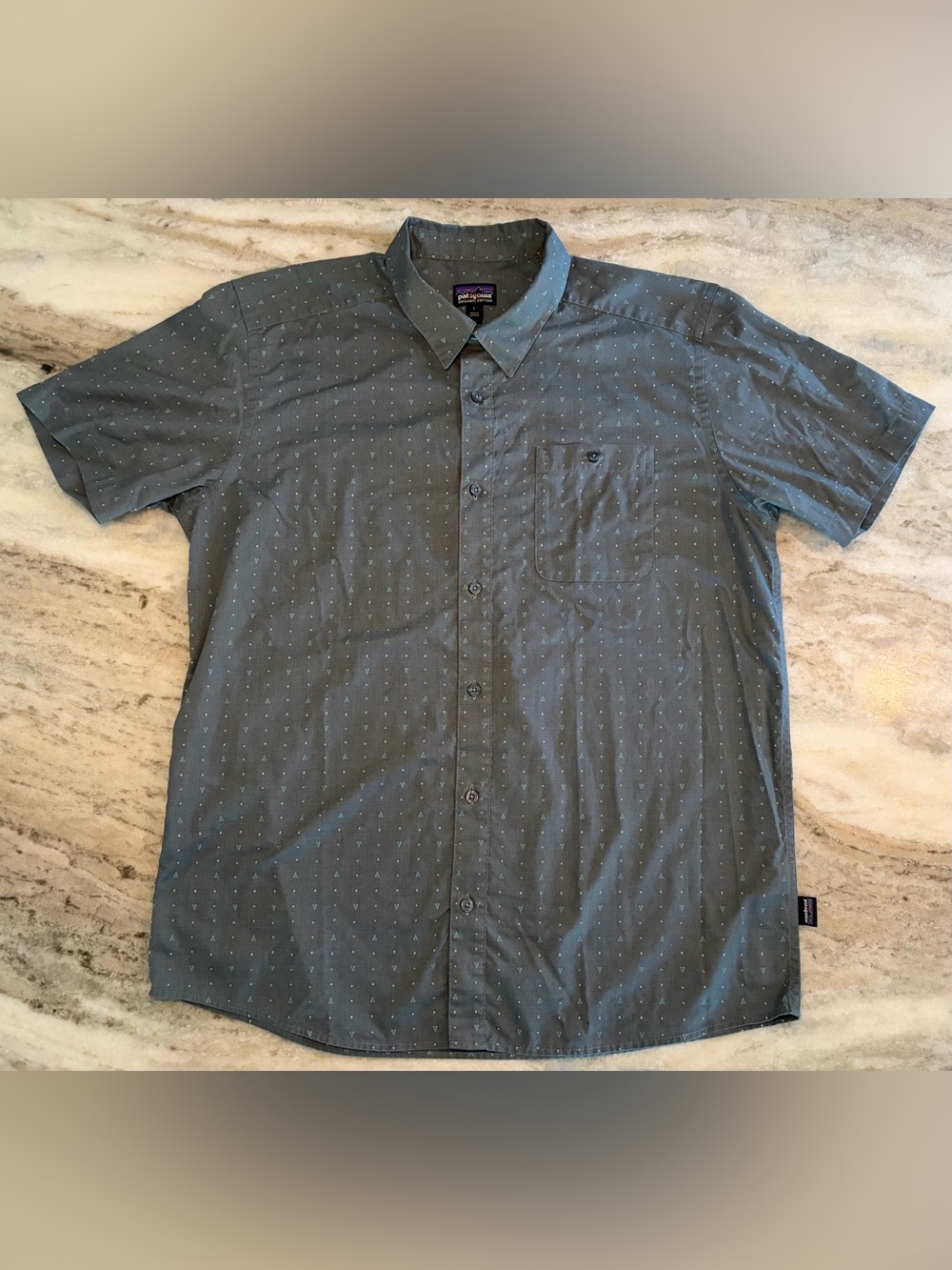 Patagonia Go-To Short Sleeve Button Down Shirt Mountain Plume Grey Men’s Large